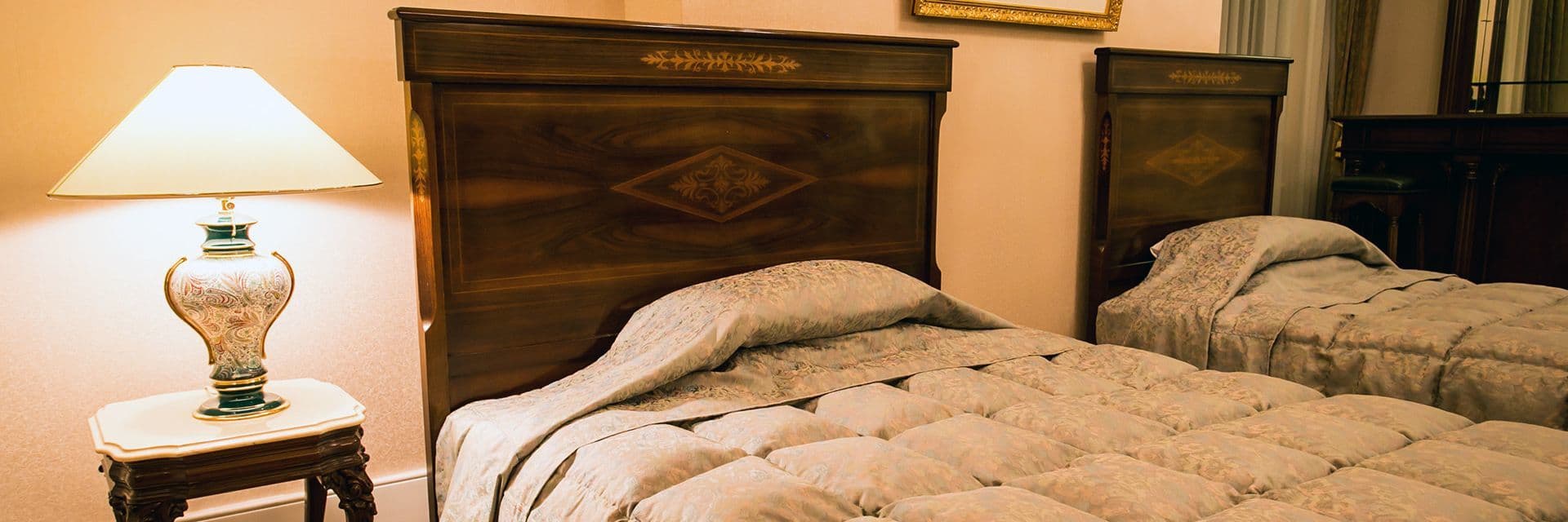 top_room_02.jpg