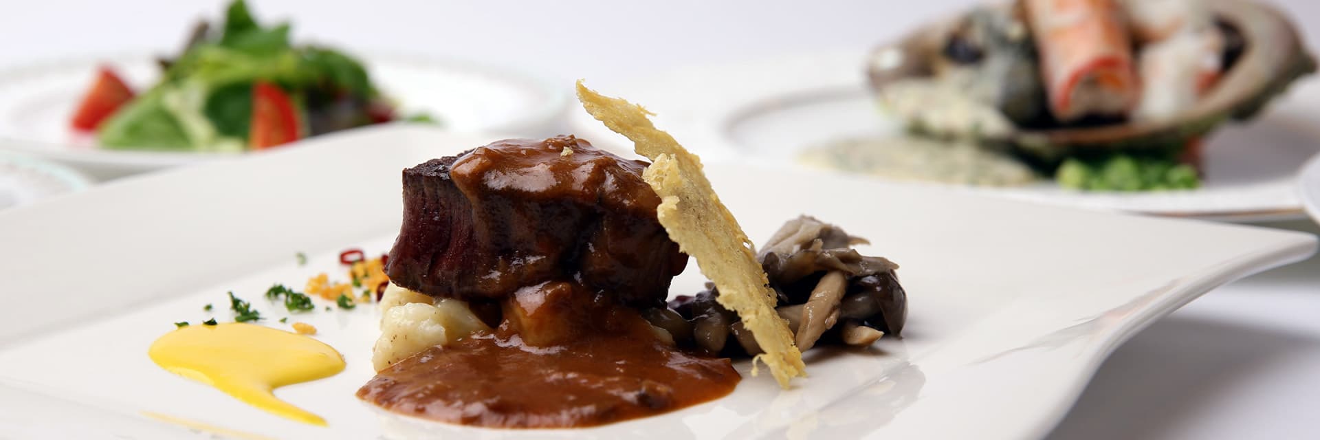 restaurant_05.jpg